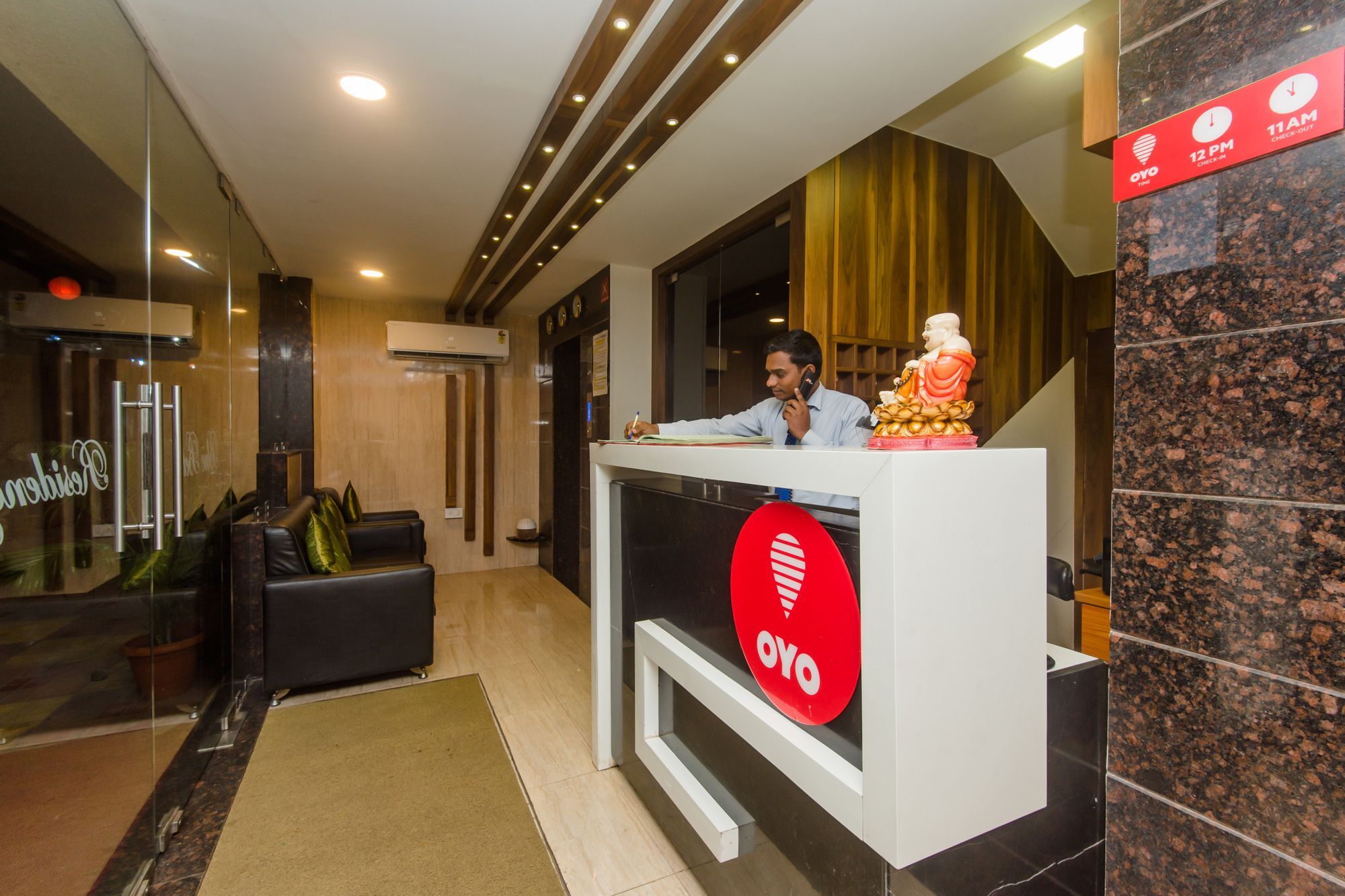 Oyo 11441 Hotel Blue Bells Residency Mumbai Luaran gambar