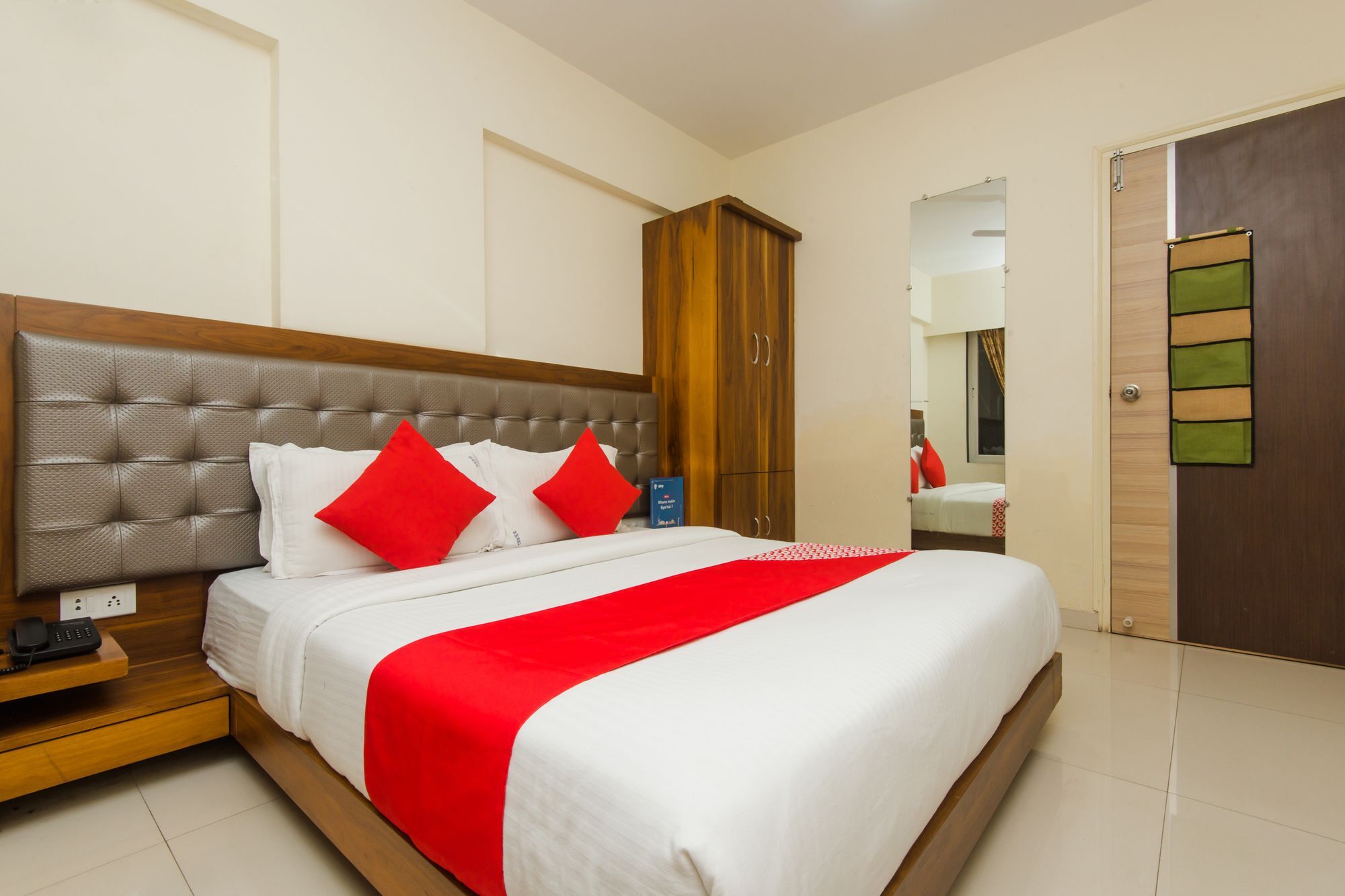 Oyo 11441 Hotel Blue Bells Residency Mumbai Luaran gambar